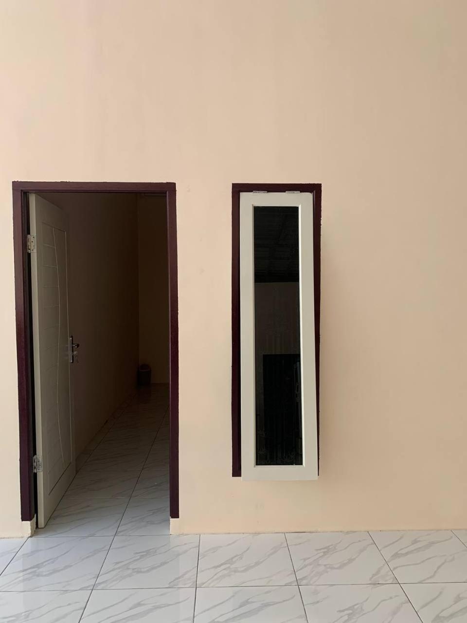 Dikky Guest House Near Bangsal And Sira Pemenang Exterior photo